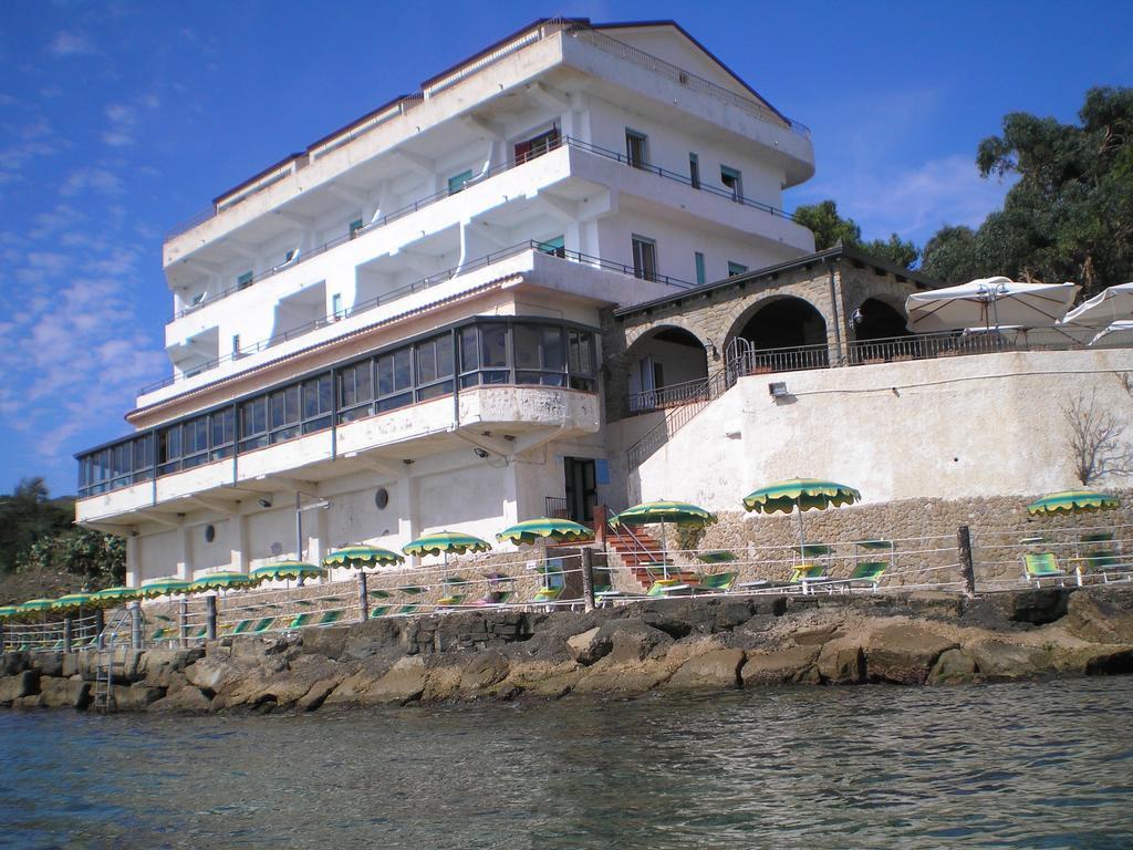 Hotel Sirena Castellabate Eksteriør billede